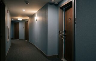 Broken Lock Evidence in Florida Apartment Assault Claims